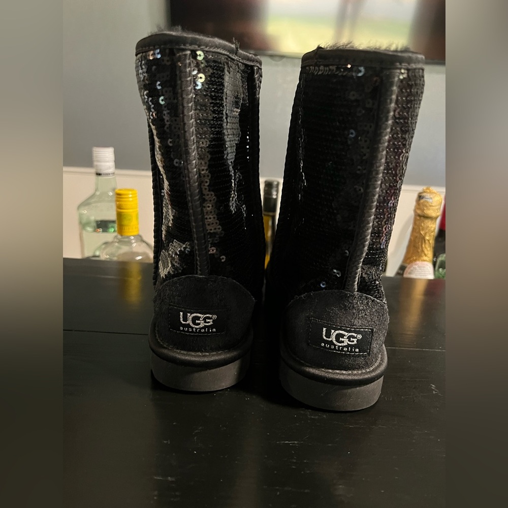 Size 6 black sequin UGGs